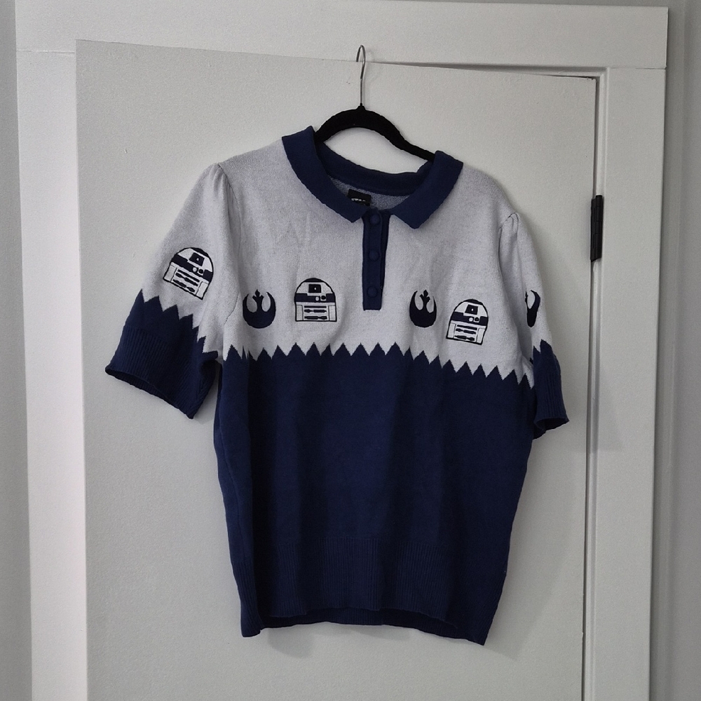 Plus Size Blue and White Graphic Polo Shirt